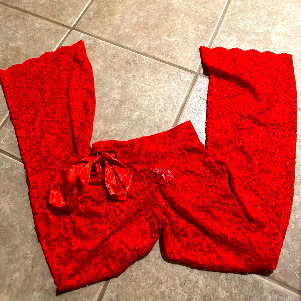 Cute Booty Lace Flare Leggings Valentine’s Day Red sexy